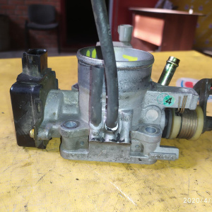 Заслонка дроссельная Toyota 4S-FE Caldina/Corona/Carina/Camry/Vista/Carina ED/Corona Exiv ST190/SV30/ST200 m/t 4 болта , трамб.