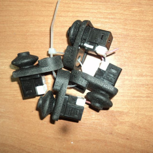 Концевик двери Nissan Skyline V35 перед, прав