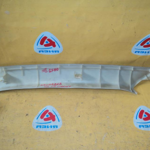 Накладка на стойку кузова Toyota Mark II GX110 перед, прав