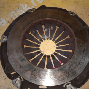 Маховик Chevrolet LXT/F16D3 Lacetti J200/J300/T200/T250 5MT + корзина U2 96184353