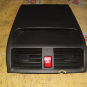 Воздуховод Honda Accord CL7 + часы+накладка на паннель  Дефект GA32-5111-500 (39710-SDA-A410)