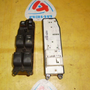 Пульт стеклоподъемника TOYOTA Camry ACV30 перед, прав без обрамления