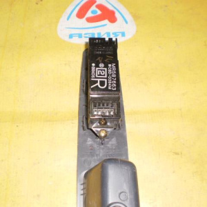 Пульт стеклоподъемника MITSUBISHI Colt Z25A зад, прав