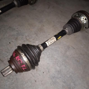 Привод Volkswagen B6/3C2 Passat AXZ перед, лев 4WD DSG-6 DQ250 KDF '2007- 1K0407271BJ