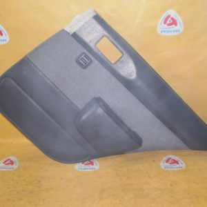 Обшивка двери Toyota Corsa/Tercel EL51 зад, прав