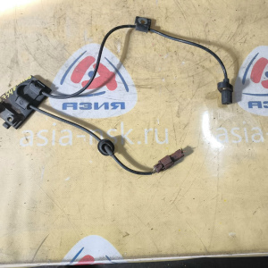 Датчик ABS Subaru Forester SF5/SF9 перед, лев кольцо на приводе EJ201/EJ202/EJ205/EJ254 27540AC100 '01.08.1999-31.01.2002