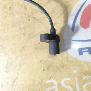 Датчик ABS Subaru Forester SF5/SF9 перед, лев кольцо на приводе EJ201/EJ202/EJ205/EJ254 27540AC100 '01.08.1999-31.01.2002