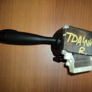 Блок подрулевых переключателей Suzuki Escudo TDA4W '2012-2017 R Auto