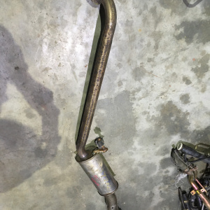 Глушитель Toyota Carina ED ST202 средняя часть