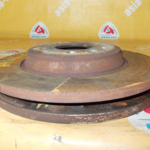 Диск тормозной Audi A4/A5/A6/A7/Q5 B8/8K2/8K5 R 300x12 пара (износ) 8K0615601M '2007-2015