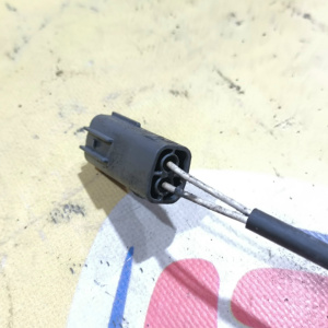 Датчик ABS Mazda Capella GF8P/GFEP/GFER/GFFP/GW5R/GW8W/GWER/GWEW/GWFW перед, лев GE7C4373XA
