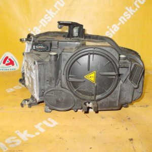Фара Audi A4 B8/8K2/8K5/8KH '2007-2012 прав RHD HID-ксенон в сборе 8K0941004D