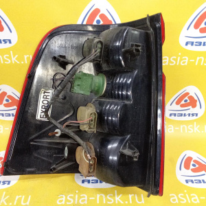 Стоп Ford Explorer 3 U152/UN152 '2001-2005 R Euro (дефект, скол на стекле) 2L24-13B504-B