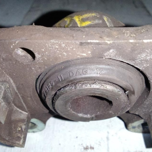 Суппорт Opel J96/36/F19 Vectra B L34/C20SEL '2000 зад, лев Ate 35 под диск 286x10