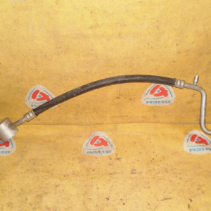 Шланг кондиционера Suzuki TD54W Escudo J20A R (задний)