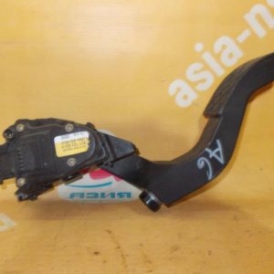 Педаль газа Audi B5/8D5/C5/4B2 A4/A6 a/t LHD Электр.Бензин ДВС (дефект) VAG