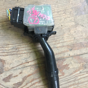 Блок подрулевых переключателей Toyota Granvia KCH16 L (F дворники+задний дворник+регулировка)