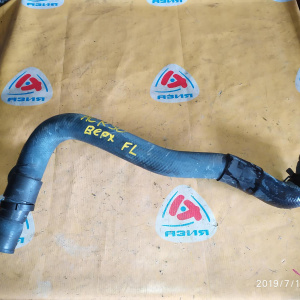 Патрубок  радиатора Toyota 16571-28260 Estima ACR50 2AZ L F верх. дефект