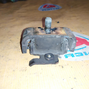 Подушка двигателя Toyota 2TZ-FZE Estima Lucida TCR10/TCR20 (навесного оборудования) перед, прав