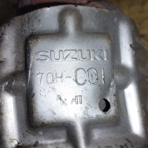 Коллектор выпускной Suzuki M18A Aerio RB21S/RC51S/RD51S 1 катализатор с катализатором 1411070H00 ( 70H-CO1 )