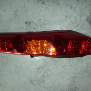 Стоп NISSAN R X-Trail NT31 дефект стекла