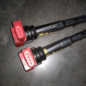 Катушка зажигания Audi BDW A6 C6/4F2 (дефект резинки внутри) 2.4, 2.0-4.2 FSI, 3.0 TFSI VAG