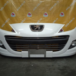 Бампер Peugeot 207 A7 '2009-2013 перед в сборе (туманки)