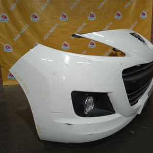 Бампер Peugeot 207 A7 '2009-2013 перед в сборе (туманки)