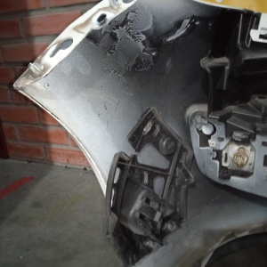 Бампер Peugeot 207 A7 '2009-2013 перед в сборе (туманки)