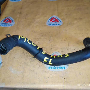 Патрубок  радиатора Toyota 16572-20030 Harrier MCU15 1MZ L F низ.