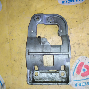 Крепление компрессора кондиционера Toyota 3MZ Harrier MCU35
