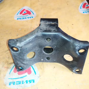 Подушка двигателя Nissan QG16/QG18 Almera/AD/Sunny N16/Y11/B15/G10 передний привод m/t железная перед, лев