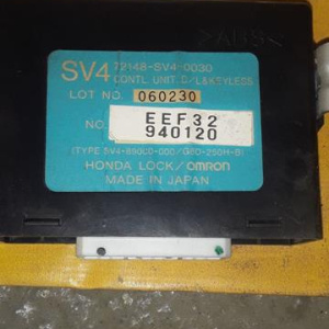 Блок управления дверьми Honda Accord CD4 (18 конт.)