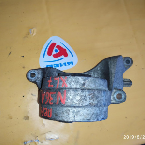 Подушка двигателя Suzuki N36A XL-7 JC передний привод a/t перед., ДЕФ. сайлентблок порван F