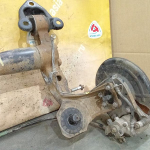 Балка Opel A04/L08/L48/L35/L70/L67/L69 Astra H '2005 Ступица 5x105 ABS, суппорта, диски, тросик R