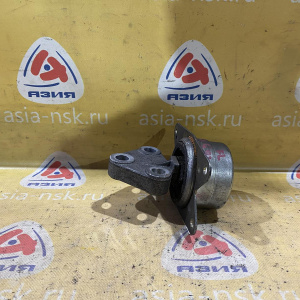 Подушка двигателя Opel 2H9/Z18XE Astra G T98/F69 YQ перед, лев 90575457, 5684046