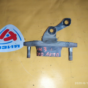 Подушка двигателя Honda K20A/K24A Accord CU/CW2 2WD a/t низ под акпп перед, лев 081103A0040 / 50850-TA0-A01