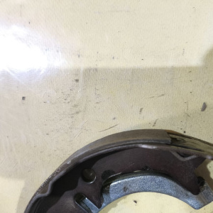 Колодки тормозные Toyota Camry/Vista CV40/SV41 ДИСК ручного тормаза ОСТАТОК 60% R 4654020040, 4654020060, 4654020070, 4654033010