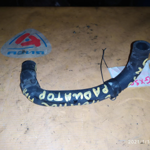 Патрубок радиатора печки Toyota 87245-2A470 Mark II GX90 1G-FE НИЗ, с помпы на радиатор печки