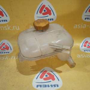 Бачок расширительный Opel Astra H A04 дефект 13114995,