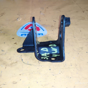 Крепление подушки ДВС Toyota 1AZ-FSE Caldina AZT246 4WD a/t зад. A248F R