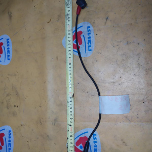 Высоковольтный провод Toyota 4S-FE Mark II SX90 центральный ( защёлка + защёлка )