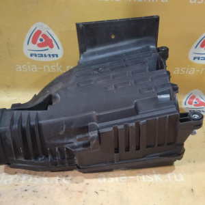 Корпус воздушного фильтра Mercedes C-Class W203/W204 M271KE18ML