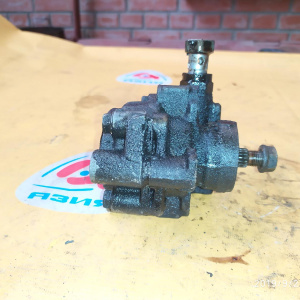 Гидроусилитель TOYOTA 3L-5L алюм, диаметр сальника 40 мм. ( ручейковый ) 2 отверстия