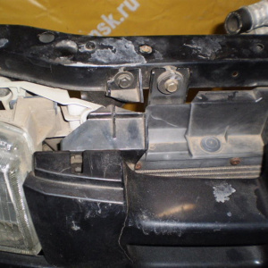 Ноускат Mazda Demio DW3W '08.1996-11.1999 a/t Дефект решётки, дефект L фары(без габаритов)  тум.026703