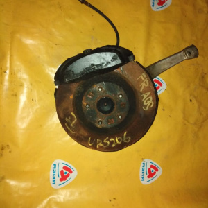 Ступица Toyota URS206 Crown Majesta '03.2009-08.2013 1UR-FSE перед, прав ABS