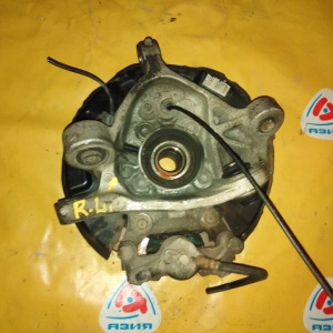 Ступица Toyota URS206 Crown Majesta '03.2009-08.2013 1UR-FSE зад, лев ABS