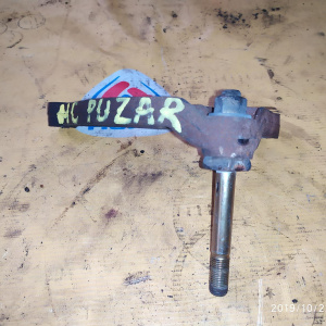 Крепление подушки ДВС Daihatsu HC Pyzar G303G 2WD передний привод a/t зад. R