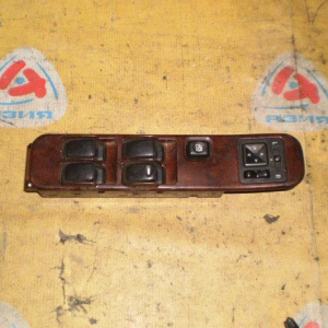 Пульт стеклоподъемника Mitsubishi Challenger K99W RHD