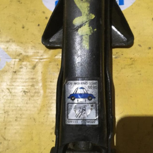 Домкрат Toyota Corolla/Sprinter AE100/AE110 700 кг.